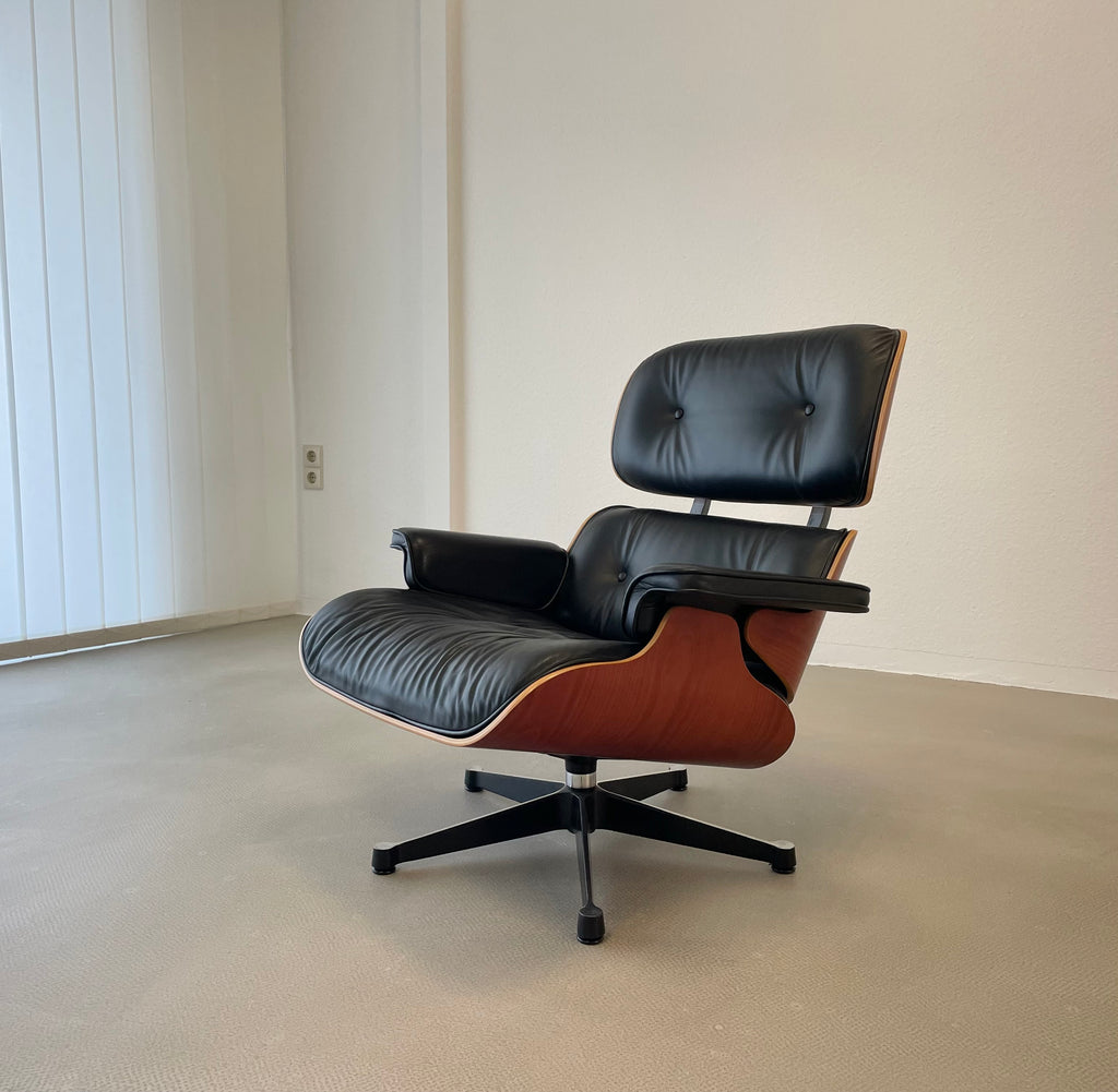 Orig. Vitra Eames Lounge Chair in perfect vintage condition