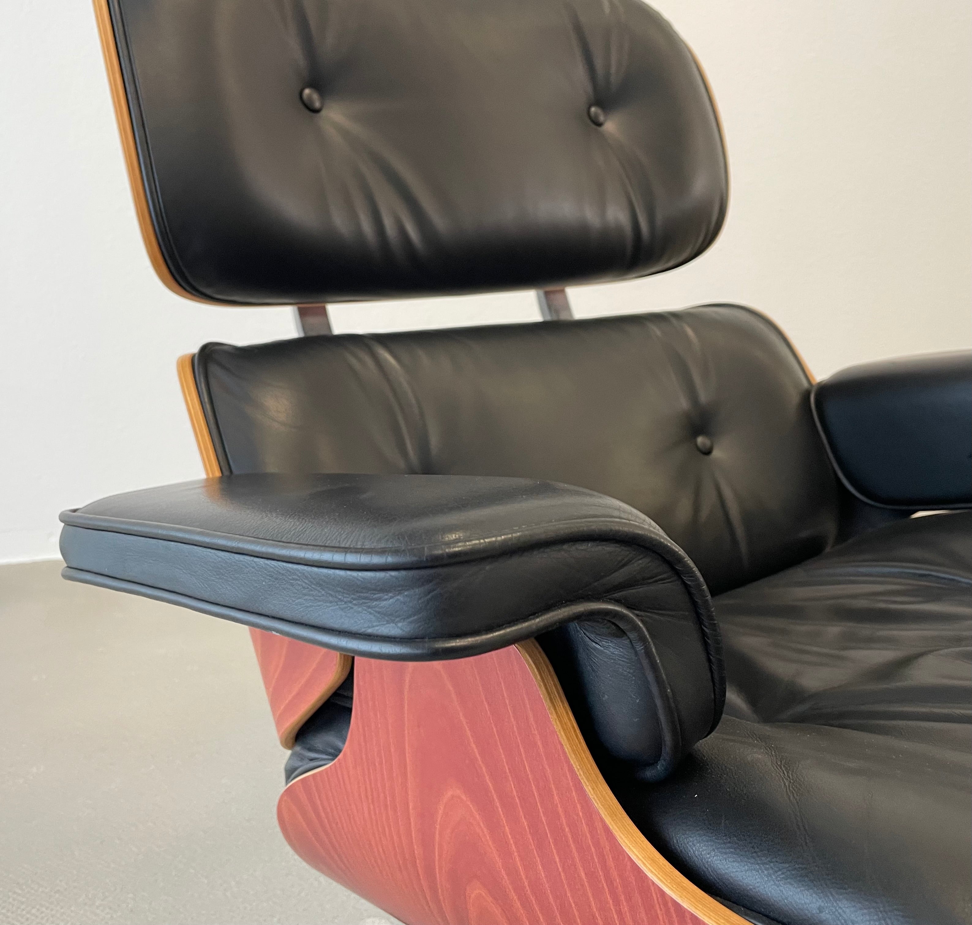 Orig. Vitra Eames Lounge Chair in perfect vintage condition