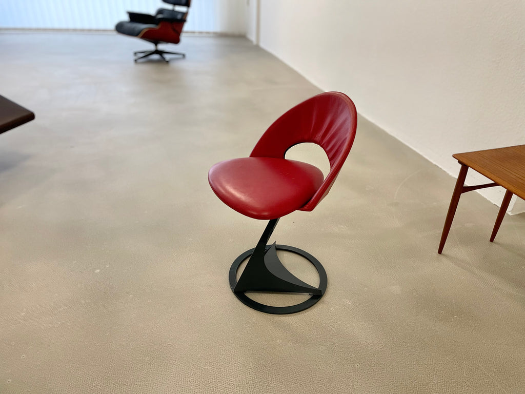 Santiago Calatrava - Tabourettli - Chair by de Sede + Onidia Lamp (1986)