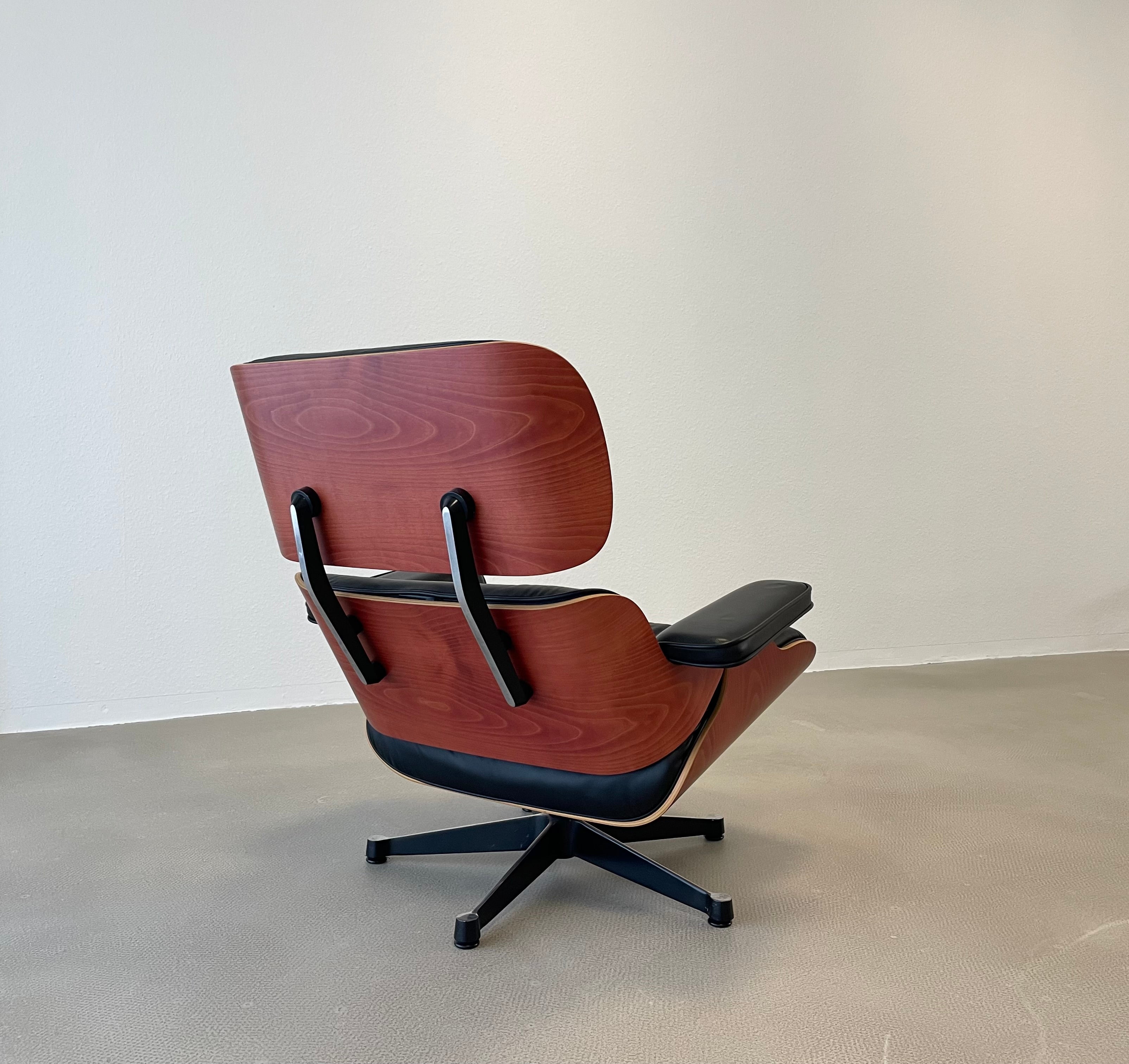 Orig. Vitra Eames Lounge Chair in perfect vintage condition