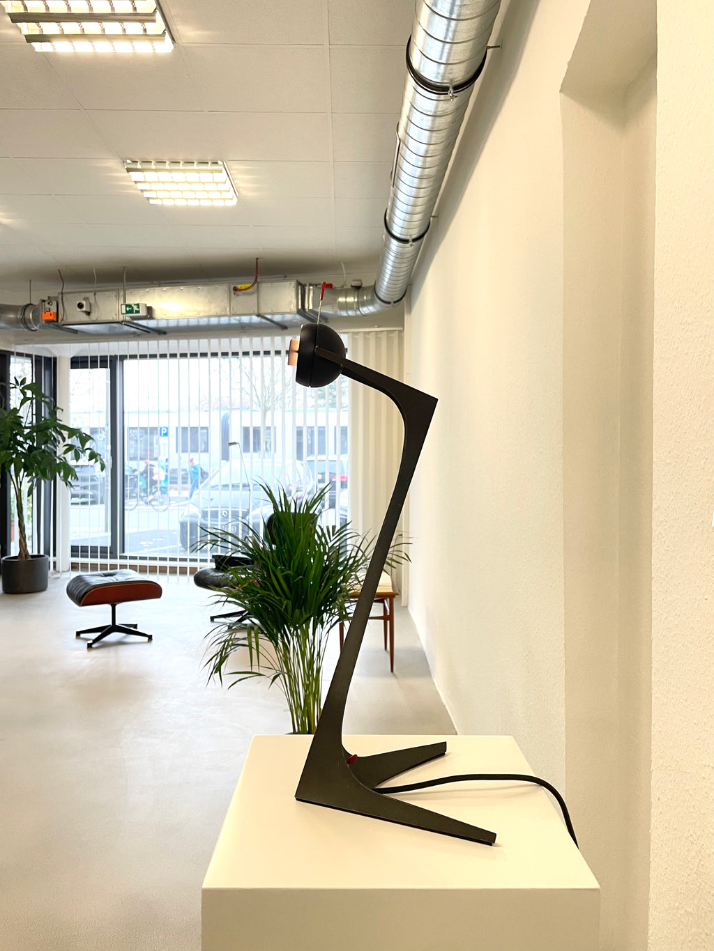 Santiago Calatrava - Tabourettli - Chair by de Sede + Onidia Lamp (1986)